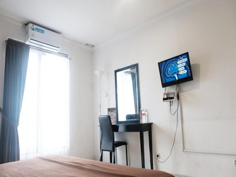 Pasifik Hotel Джакарта Экстерьер фото
