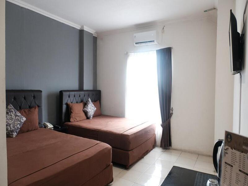 Pasifik Hotel Джакарта Экстерьер фото